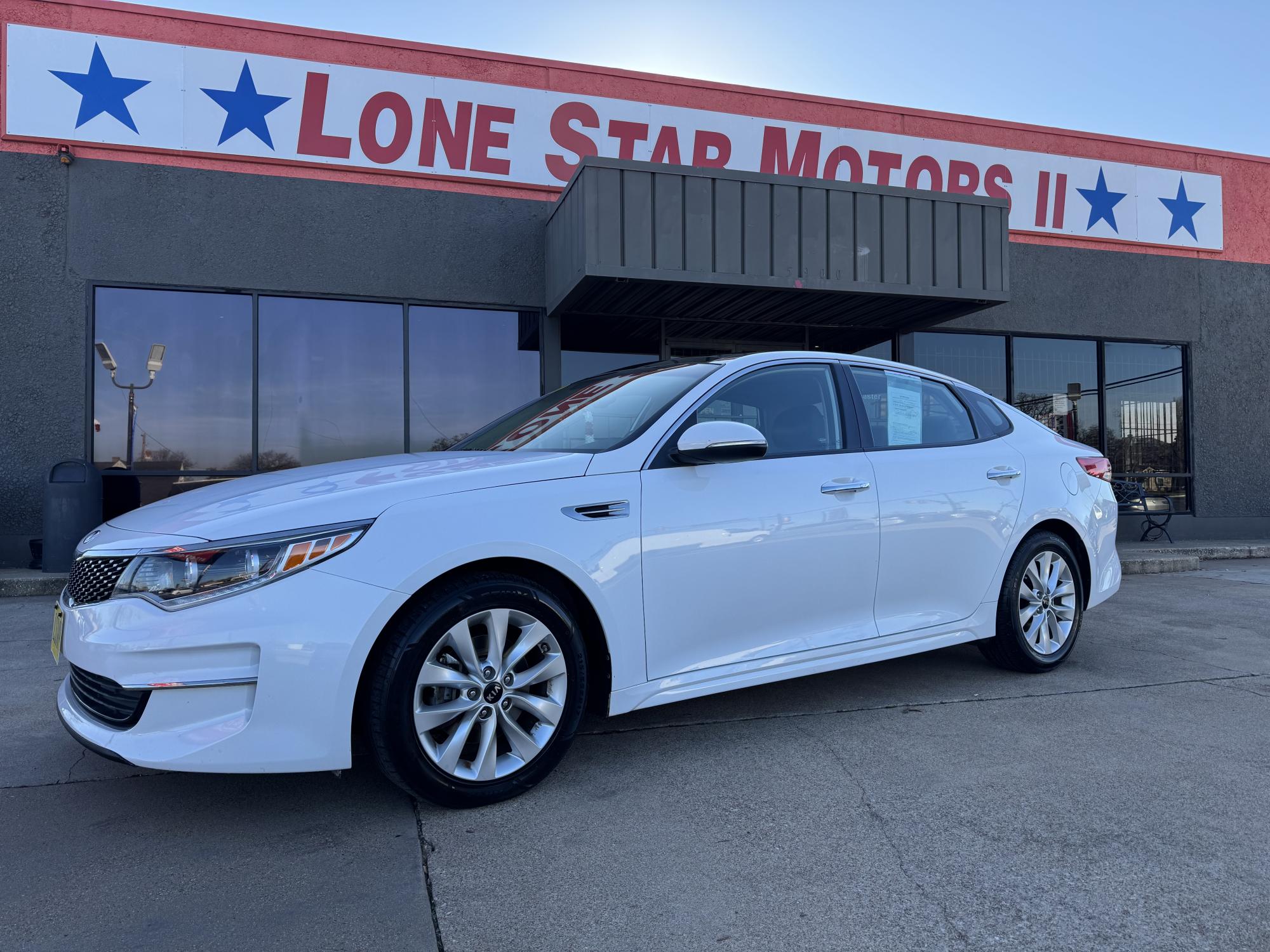 photo of 2017 KIA OPTIMA EX 