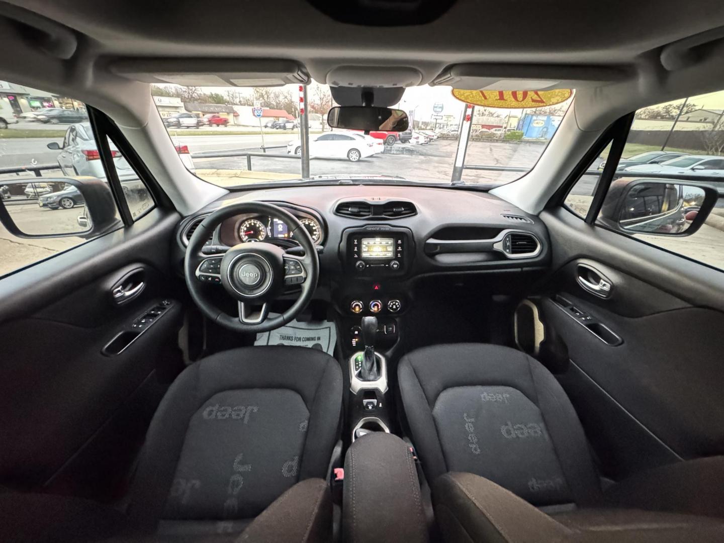 2017 Jeep Renegade Sport photo 19