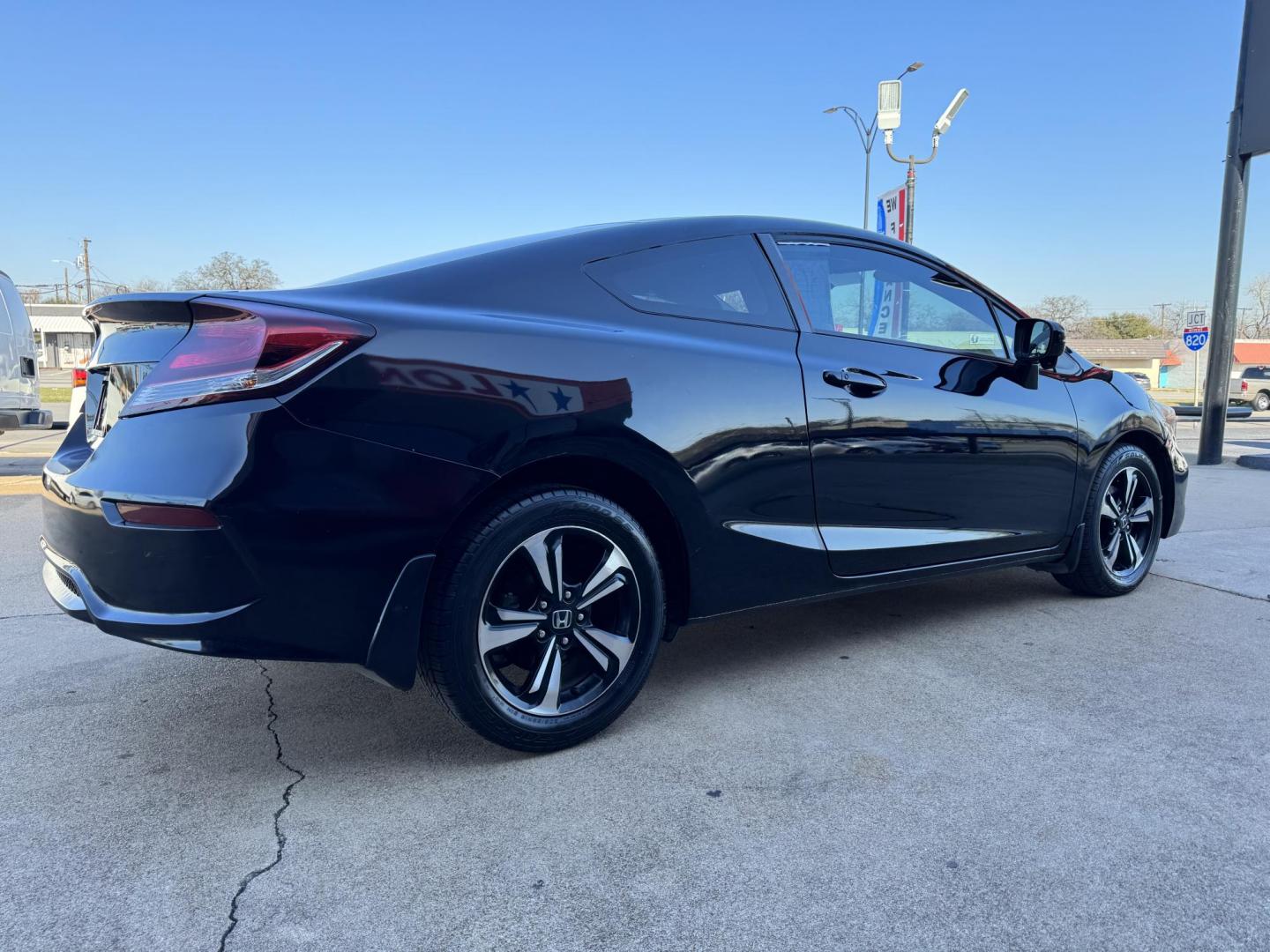 2015 BLACK HONDA CIVIC EX (2HGFG3B85FH) , located at 5900 E. Lancaster Ave., Fort Worth, TX, 76112, (817) 457-5456, 0.000000, 0.000000 - Photo#4