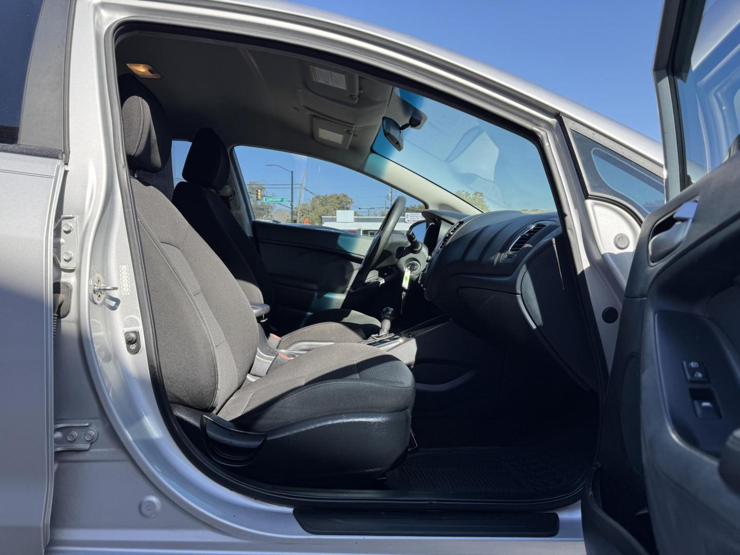 2017 SILVER KIA FORTE5 EX; LX (KNAFK5A81H5) , located at 5900 E. Lancaster Ave., Fort Worth, TX, 76112, (817) 457-5456, 0.000000, 0.000000 - Photo#15