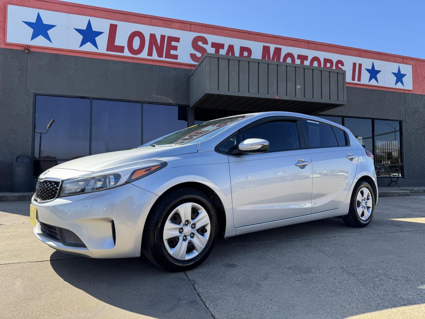 2017 SILVER KIA FORTE5 EX; LX (KNAFK5A81H5) , located at 5900 E. Lancaster Ave., Fort Worth, TX, 76112, (817) 457-5456, 0.000000, 0.000000 - Photo#0