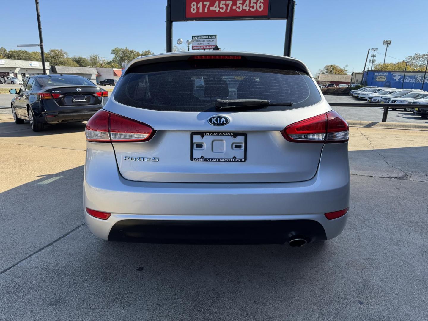 2017 SILVER KIA FORTE5 EX; LX (KNAFK5A81H5) , located at 5900 E. Lancaster Ave., Fort Worth, TX, 76112, (817) 457-5456, 0.000000, 0.000000 - Photo#4