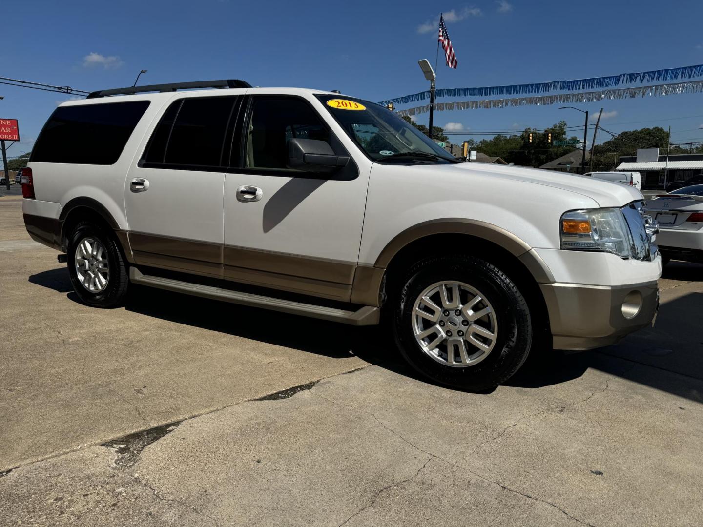 2013 WHITE FORD EXPEDITION EL XLT; K (1FMJK1H54DE) , located at 5900 E. Lancaster Ave., Fort Worth, TX, 76112, (817) 457-5456, 0.000000, 0.000000 - This is a 2013 FORD EXPEDITION 4 DR SUV that is in excellent condition. The interior is clean with no rips or tears or stains. All power windows, door locks and seats. Ice cold AC for those hot Texas summer days. It is equipped with a CD player, AM/FM radio, AUX port, Bluetooth connectivity and Siri - Photo#3