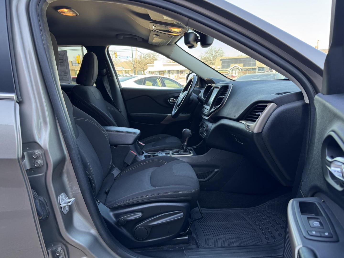 2017 TAN JEEP CHEROKEE LATITUDE (1C4PJLCB3HW) , located at 5900 E. Lancaster Ave., Fort Worth, TX, 76112, (817) 457-5456, 0.000000, 0.000000 - Photo#16