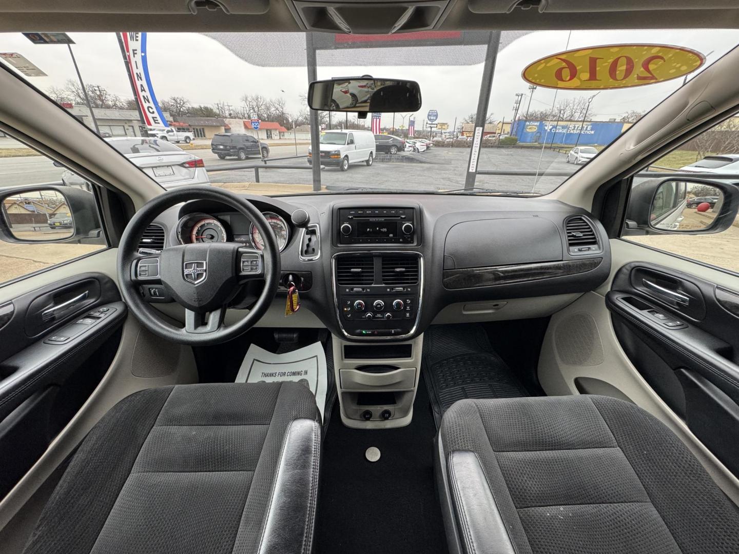 2016 WHITE DODGE GRAND CARAVAN SE (2C4RDGBG5GR) , located at 5900 E. Lancaster Ave., Fort Worth, TX, 76112, (817) 457-5456, 0.000000, 0.000000 - Photo#19