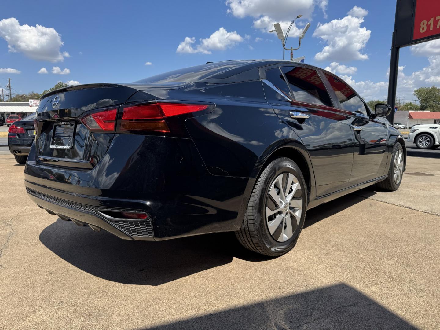 2020 BLACK NISSAN ALTIMA 2.5 S (1N4BL4BV3LC) , located at 5900 E. Lancaster Ave., Fort Worth, TX, 76112, (817) 457-5456, 0.000000, 0.000000- Photo#3