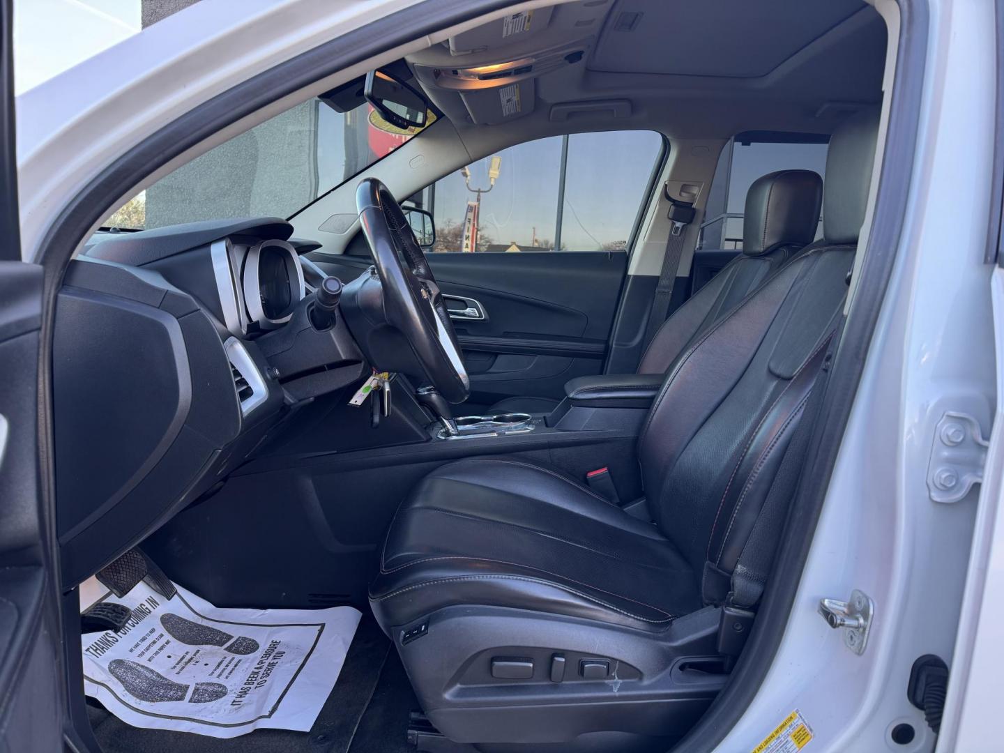 2017 WHITE CHEVROLET EQUINOX PREMIER (2GNALDEK4H1) , located at 5900 E. Lancaster Ave., Fort Worth, TX, 76112, (817) 457-5456, 0.000000, 0.000000 - Photo#9