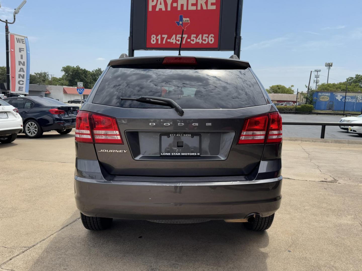2020 GRAY DODGE JOURNEY SE (3C4PDCABXLT) , located at 5900 E. Lancaster Ave., Fort Worth, TX, 76112, (817) 457-5456, 0.000000, 0.000000 - Photo#4