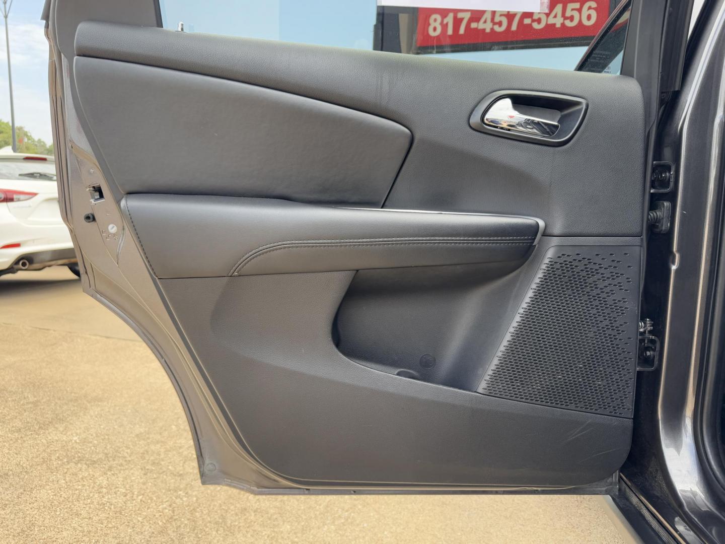 2020 GRAY DODGE JOURNEY SE (3C4PDCABXLT) , located at 5900 E. Lancaster Ave., Fort Worth, TX, 76112, (817) 457-5456, 0.000000, 0.000000 - Photo#10