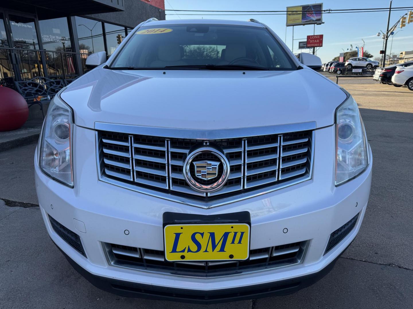 2014 WHITE CADILLAC SRX LUXURY (3GYFNBE31ES) , located at 5900 E. Lancaster Ave., Fort Worth, TX, 76112, (817) 457-5456, 0.000000, 0.000000 - Photo#2