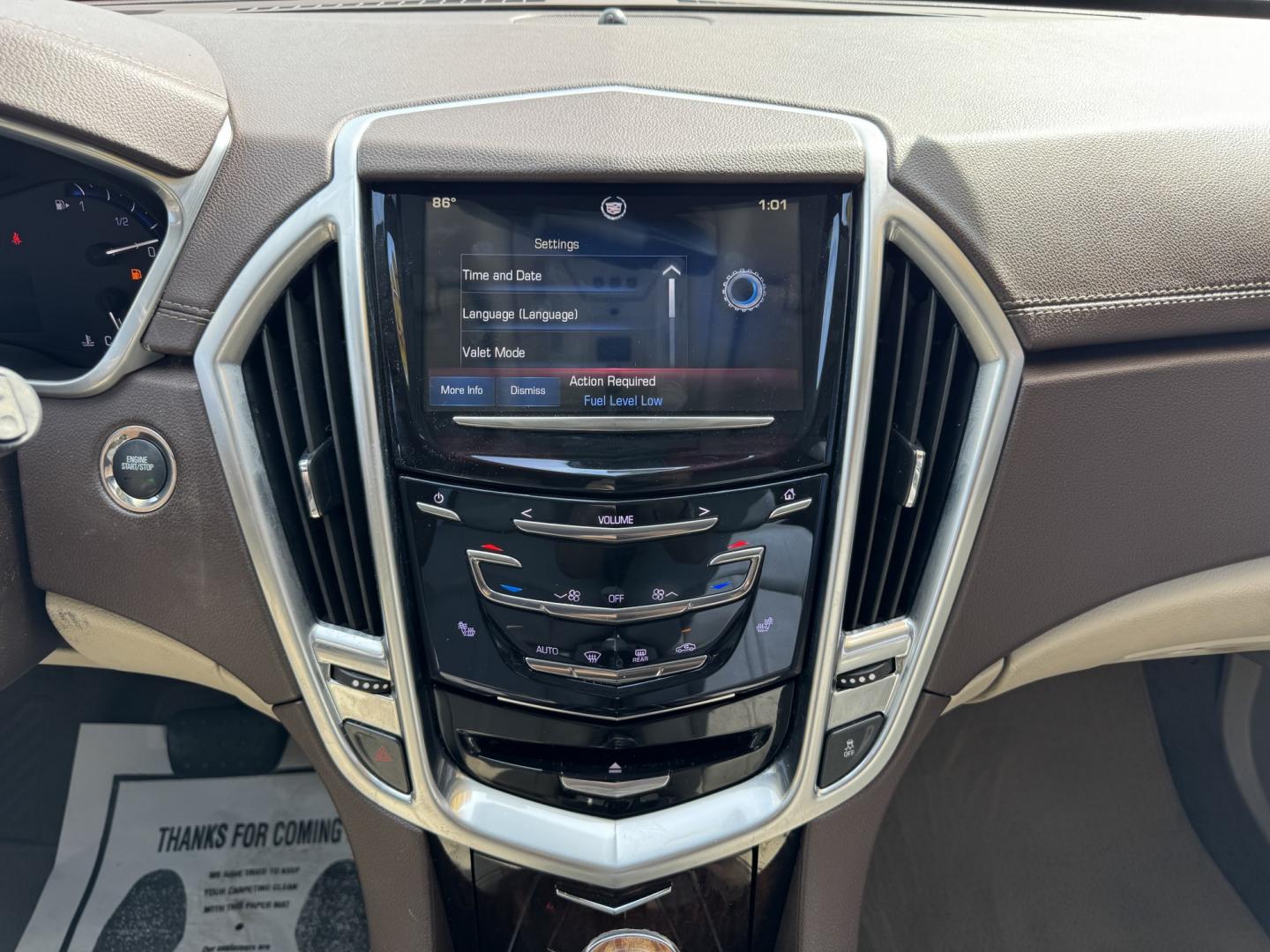 2014 WHITE CADILLAC SRX LUXURY (3GYFNBE31ES) , located at 5900 E. Lancaster Ave., Fort Worth, TX, 76112, (817) 457-5456, 0.000000, 0.000000- Photo#19