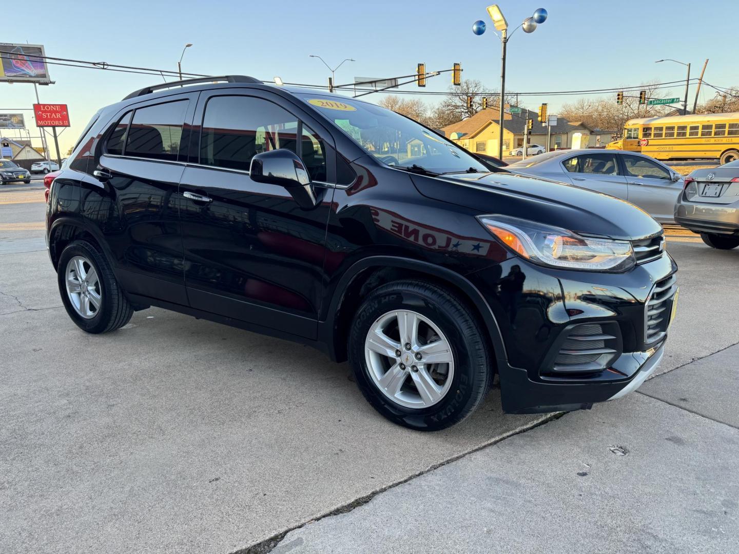 2019 BLACK CHEVROLET TRAX 1LT (KL7CJLSB2KB) , located at 5900 E. Lancaster Ave., Fort Worth, TX, 76112, (817) 457-5456, 0.000000, 0.000000 - Photo#3