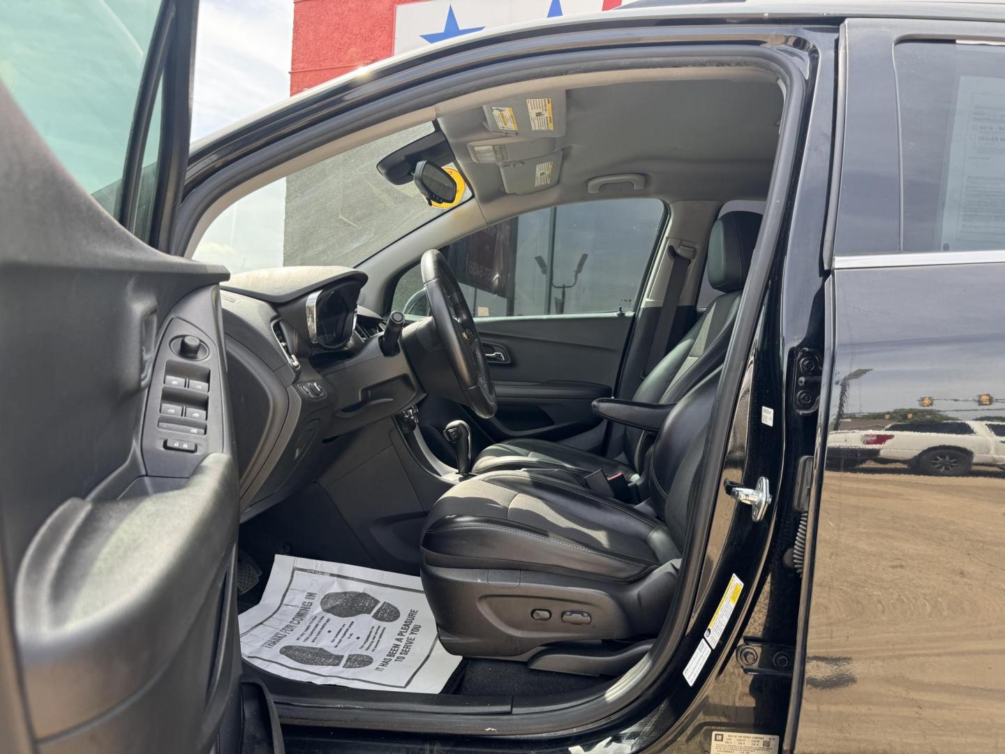 2019 BLACK CHEVROLET TRAX 1LT (KL7CJLSB2KB) , located at 5900 E. Lancaster Ave., Fort Worth, TX, 76112, (817) 457-5456, 0.000000, 0.000000 - Photo#8