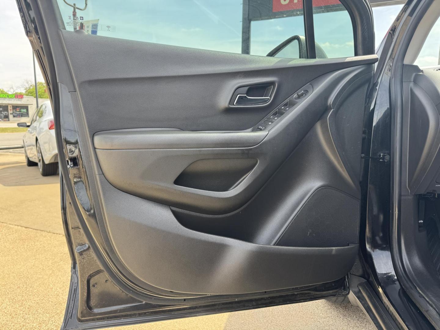 2019 BLACK CHEVROLET TRAX 1LT (KL7CJLSB2KB) , located at 5900 E. Lancaster Ave., Fort Worth, TX, 76112, (817) 457-5456, 0.000000, 0.000000 - Photo#7