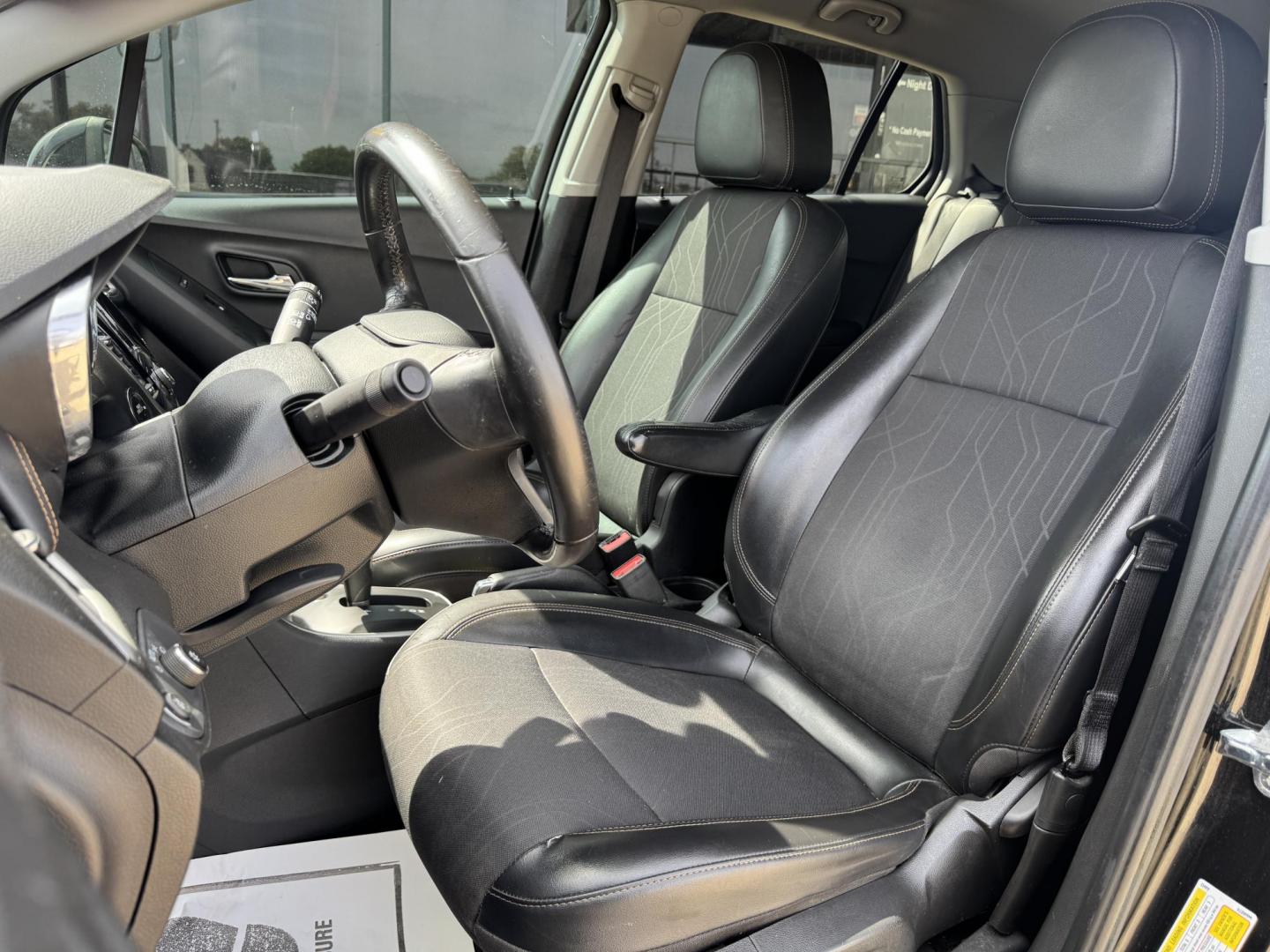 2019 BLACK CHEVROLET TRAX 1LT (KL7CJLSB2KB) , located at 5900 E. Lancaster Ave., Fort Worth, TX, 76112, (817) 457-5456, 0.000000, 0.000000 - Photo#9