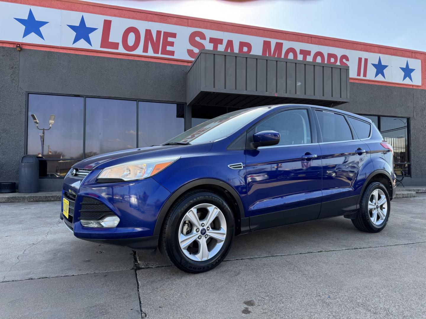 2014 BLUE FORD ESCAPE (1FMCU0GX3EU) , located at 5900 E. Lancaster Ave., Fort Worth, TX, 76112, (817) 457-5456, 0.000000, 0.000000 - Photo#1