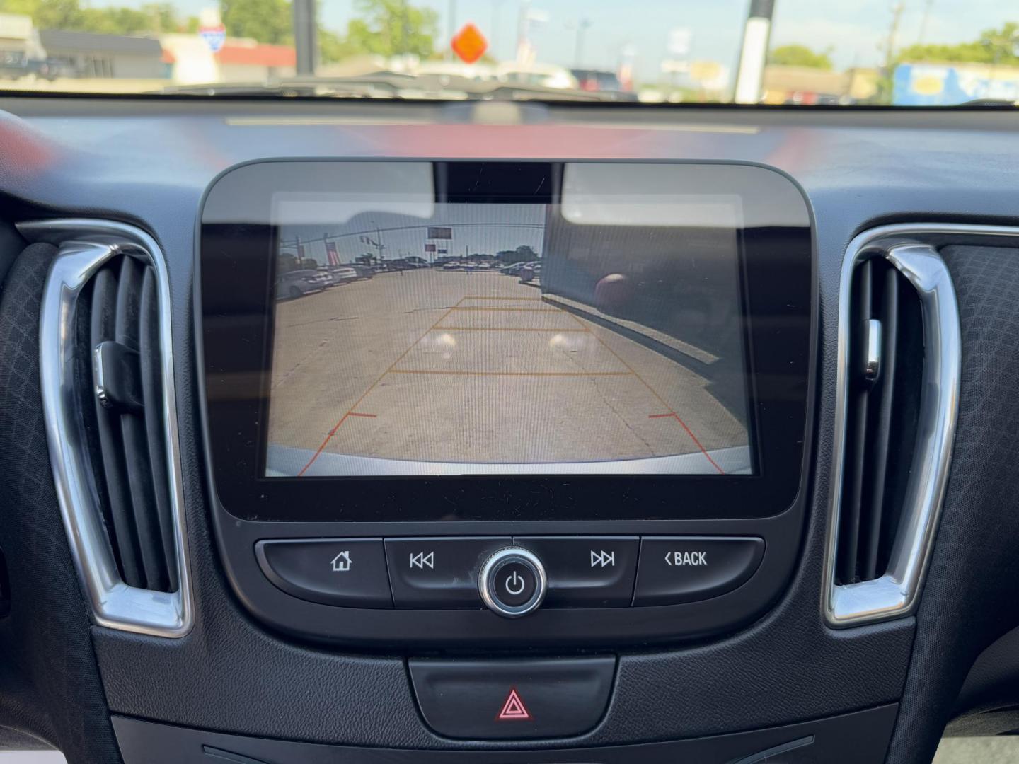 2018 SILVER CHEVROLET MALIBU LT (2FL) (1G1ZD5ST7JF) , located at 5900 E. Lancaster Ave., Fort Worth, TX, 76112, (817) 457-5456, 0.000000, 0.000000 - Photo#19