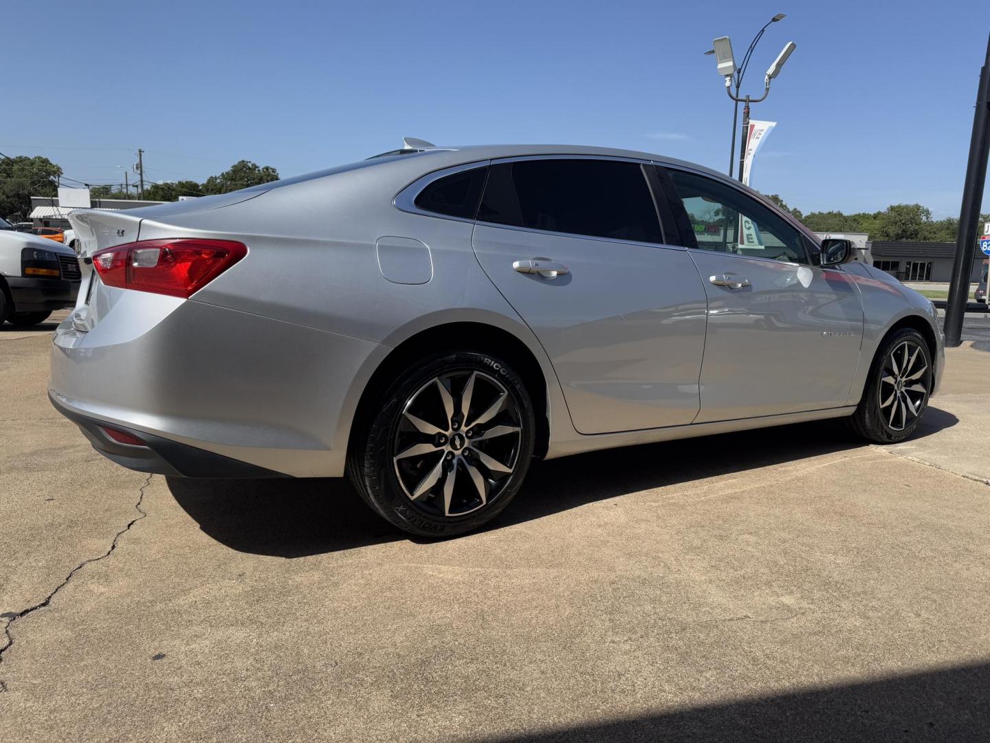 2018 SILVER CHEVROLET MALIBU LT (2FL) (1G1ZD5ST7JF) , located at 5900 E. Lancaster Ave., Fort Worth, TX, 76112, (817) 457-5456, 0.000000, 0.000000 - Photo#3