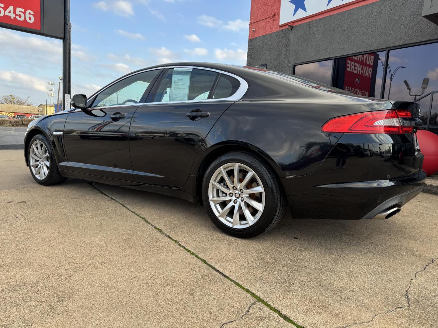 2013 BLACK JAGUAR XF BASE (SAJWA0ESXDP) , located at 5900 E. Lancaster Ave., Fort Worth, TX, 76112, (817) 457-5456, 0.000000, 0.000000 - Photo#6