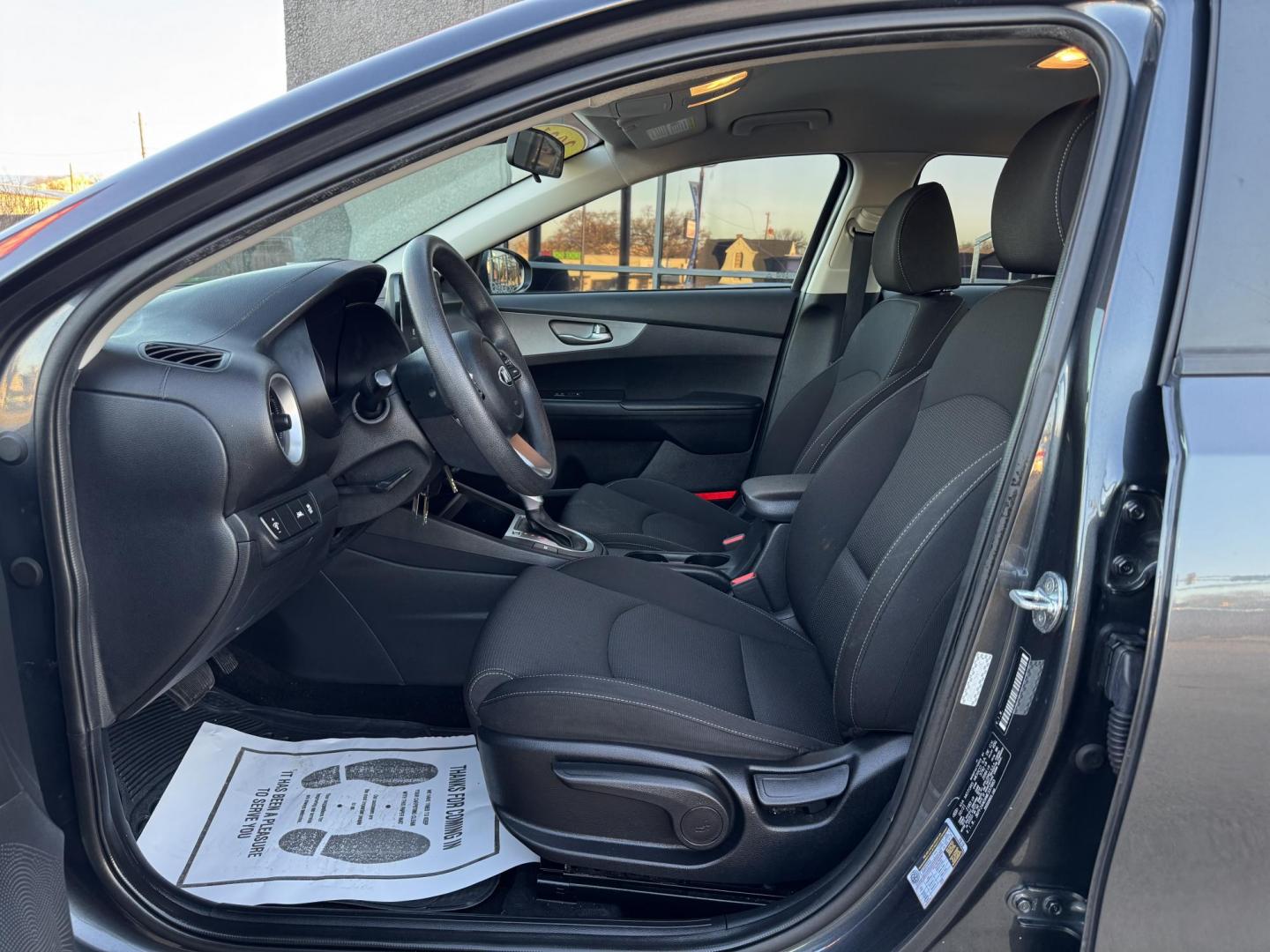 2021 GRAY KIA FORTE FE; LXS (3KPF24ADXME) , located at 5900 E. Lancaster Ave., Fort Worth, TX, 76112, (817) 457-5456, 0.000000, 0.000000 - Photo#8