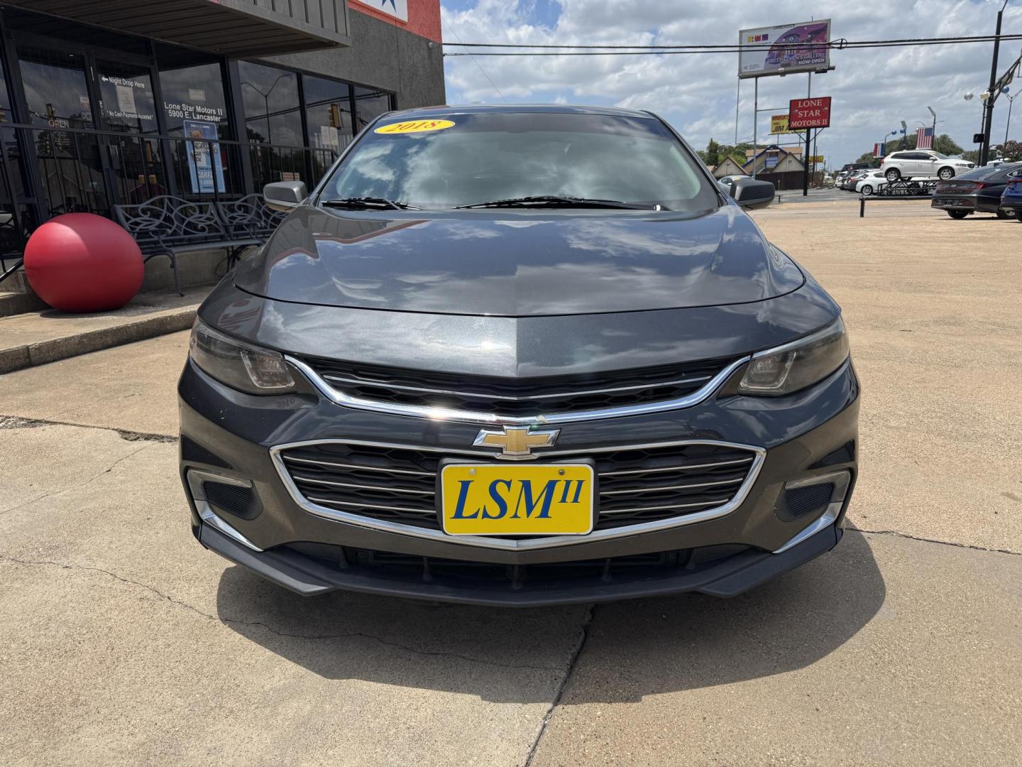 2018 GRAY CHEVROLET MALIBU LS (1FL) (1G1ZC5ST0JF) , located at 5900 E. Lancaster Ave., Fort Worth, TX, 76112, (817) 457-5456, 0.000000, 0.000000 - Photo#1