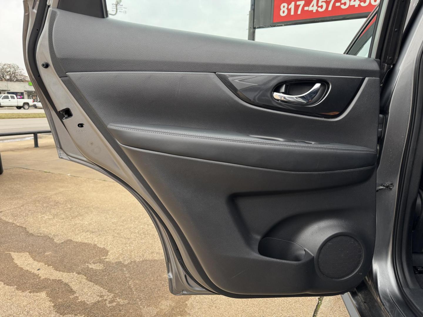 2018 GRAY NISSAN ROGUE S; SL; SV (KNMAT2MT0JP) , located at 5900 E. Lancaster Ave., Fort Worth, TX, 76112, (817) 457-5456, 0.000000, 0.000000 - Photo#10