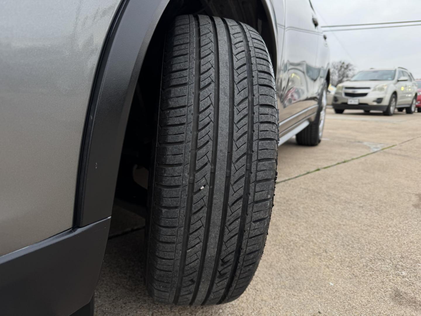 2018 GRAY NISSAN ROGUE S; SL; SV (KNMAT2MT0JP) , located at 5900 E. Lancaster Ave., Fort Worth, TX, 76112, (817) 457-5456, 0.000000, 0.000000 - Photo#20