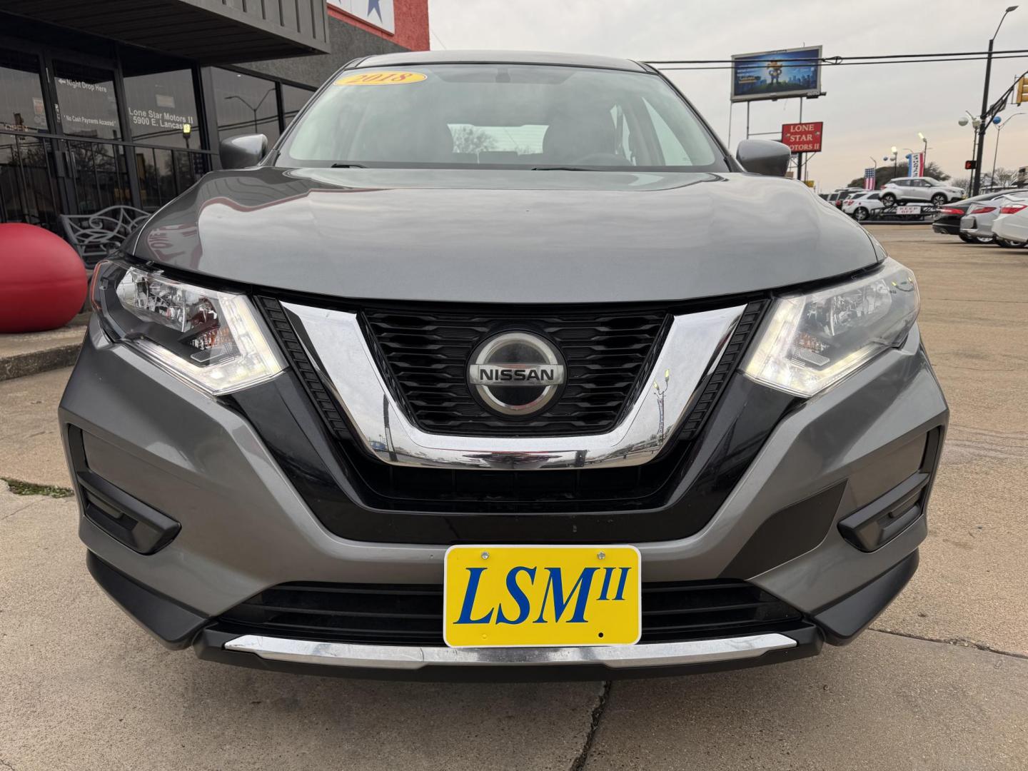 2018 GRAY NISSAN ROGUE S; SL; SV (KNMAT2MT0JP) , located at 5900 E. Lancaster Ave., Fort Worth, TX, 76112, (817) 457-5456, 0.000000, 0.000000 - Photo#1