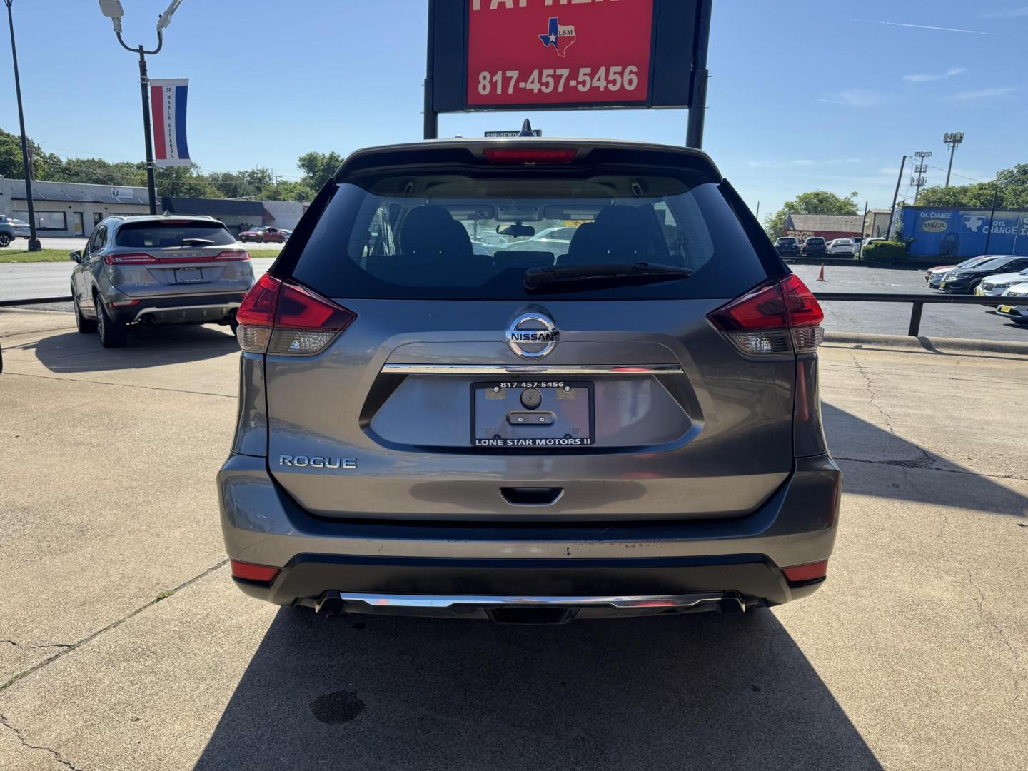 2018 GRAY NISSAN ROGUE S; SL; SV (KNMAT2MT0JP) , located at 5900 E. Lancaster Ave., Fort Worth, TX, 76112, (817) 457-5456, 0.000000, 0.000000 - Photo#4