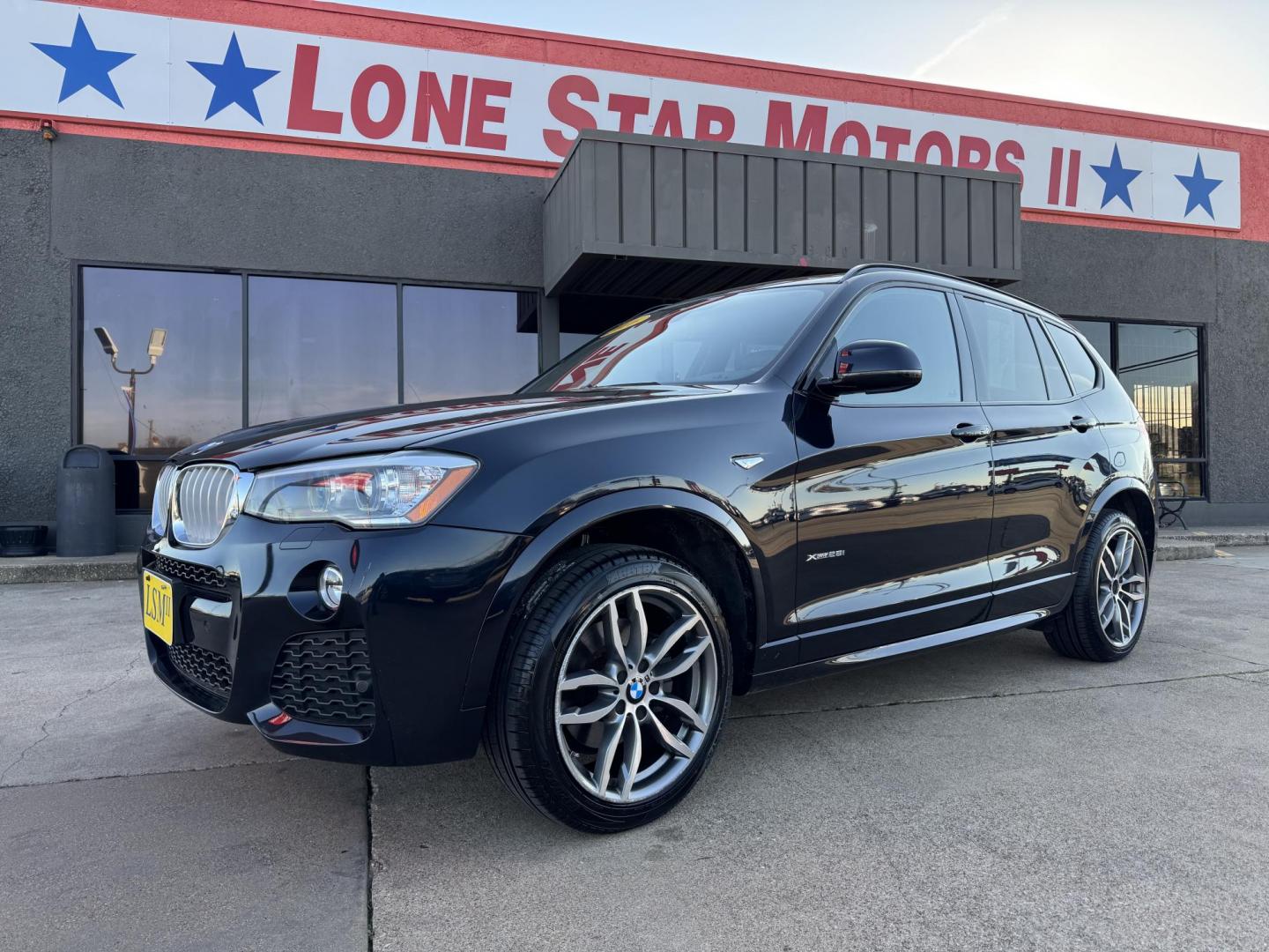 2016 GRAY BMW X3 XDRIVE28I (5UXWX9C58G0) , located at 5900 E. Lancaster Ave., Fort Worth, TX, 76112, (817) 457-5456, 0.000000, 0.000000 - Photo#0