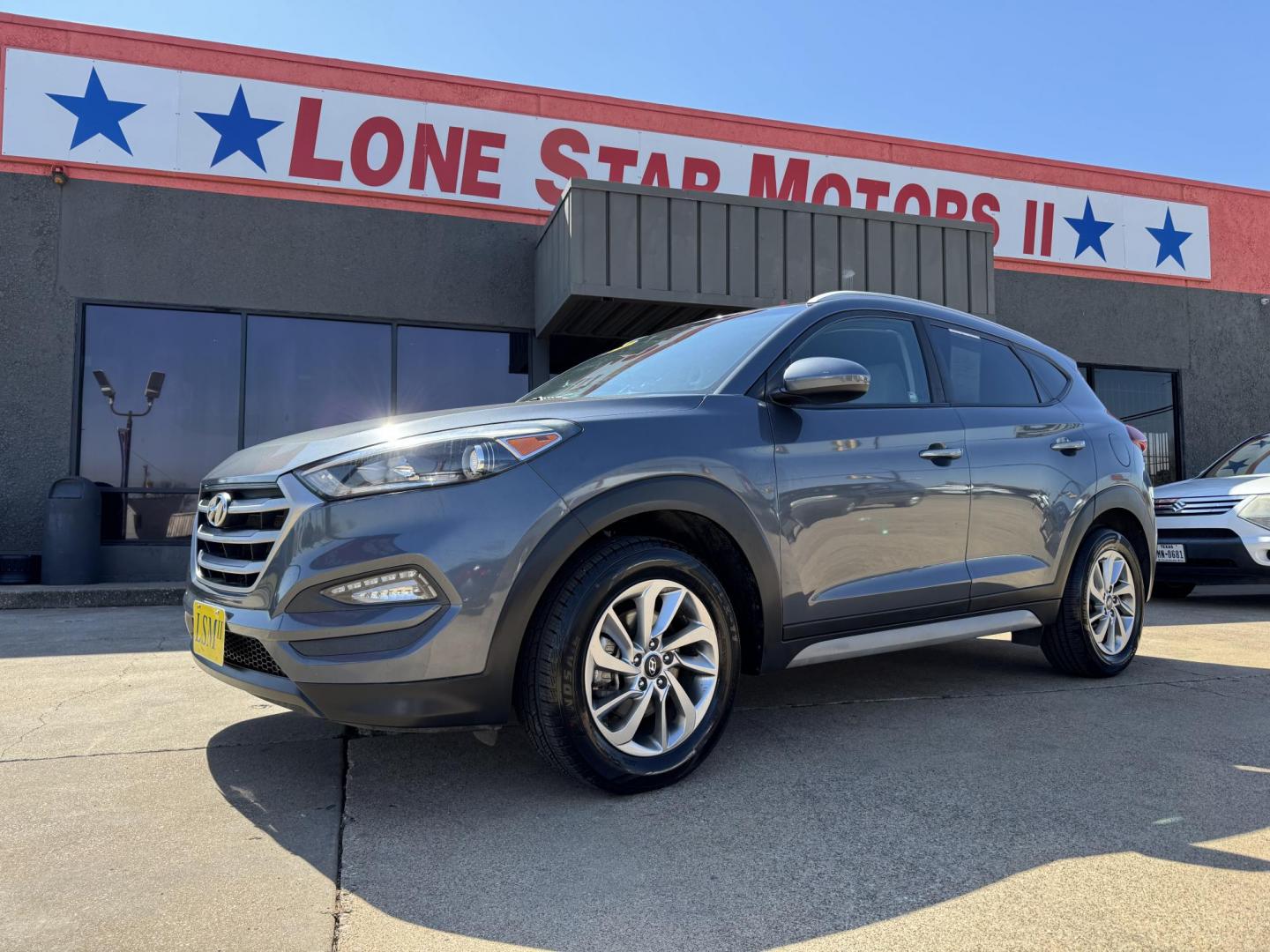 2018 GRAY HYUNDAI TUCSON BASE; SPORT; (KM8J33A43JU) , located at 5900 E. Lancaster Ave., Fort Worth, TX, 76112, (817) 457-5456, 0.000000, 0.000000 - Photo#0