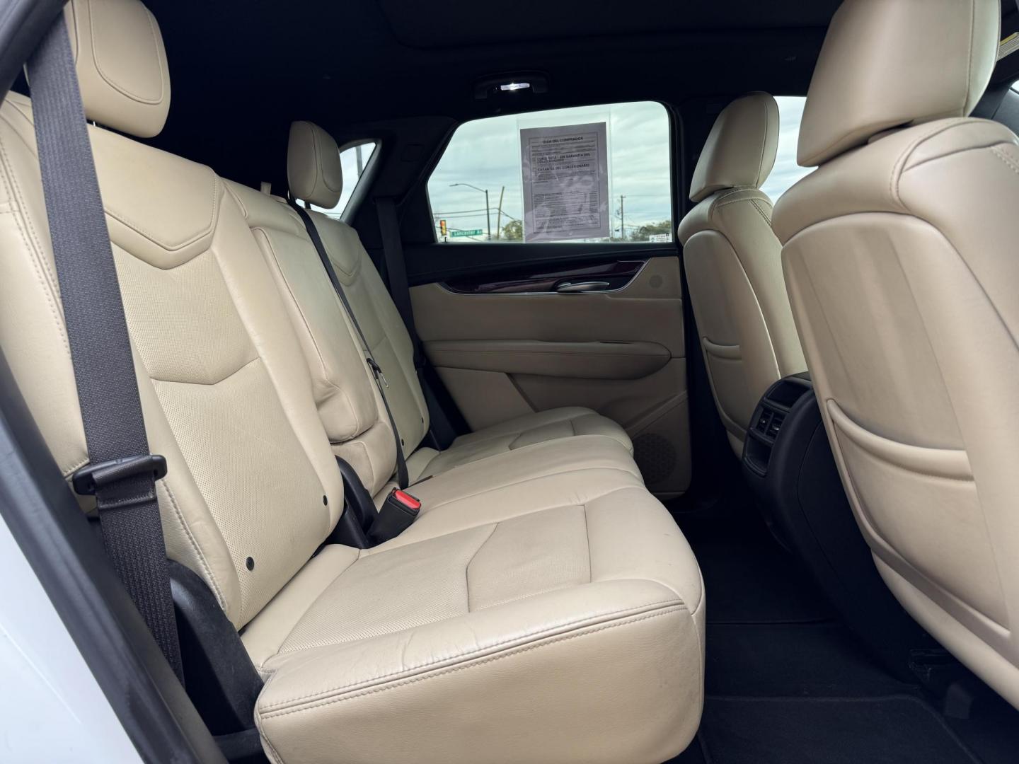 2018 WHITE CADILLAC XT5 LUXURY (1GYKNCRS4JZ) , located at 5900 E. Lancaster Ave., Fort Worth, TX, 76112, (817) 457-5456, 0.000000, 0.000000 - Photo#14