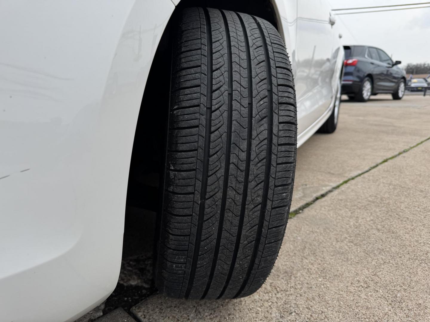 2012 WHITE VOLKSWAGEN JETTA (3VWDX7AJ8CM) , located at 5900 E. Lancaster Ave., Fort Worth, TX, 76112, (817) 457-5456, 0.000000, 0.000000 - Photo#20