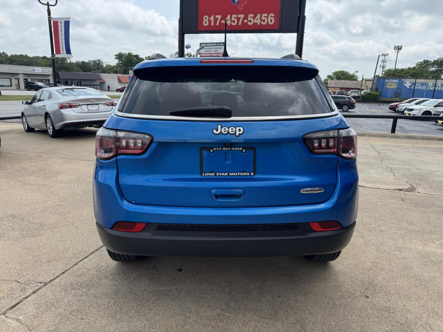 2017 BLUE JEEP COMPASS LATITUDE (3C4NJCBB3HT) , located at 5900 E. Lancaster Ave., Fort Worth, TX, 76112, (817) 457-5456, 0.000000, 0.000000 - Photo#4