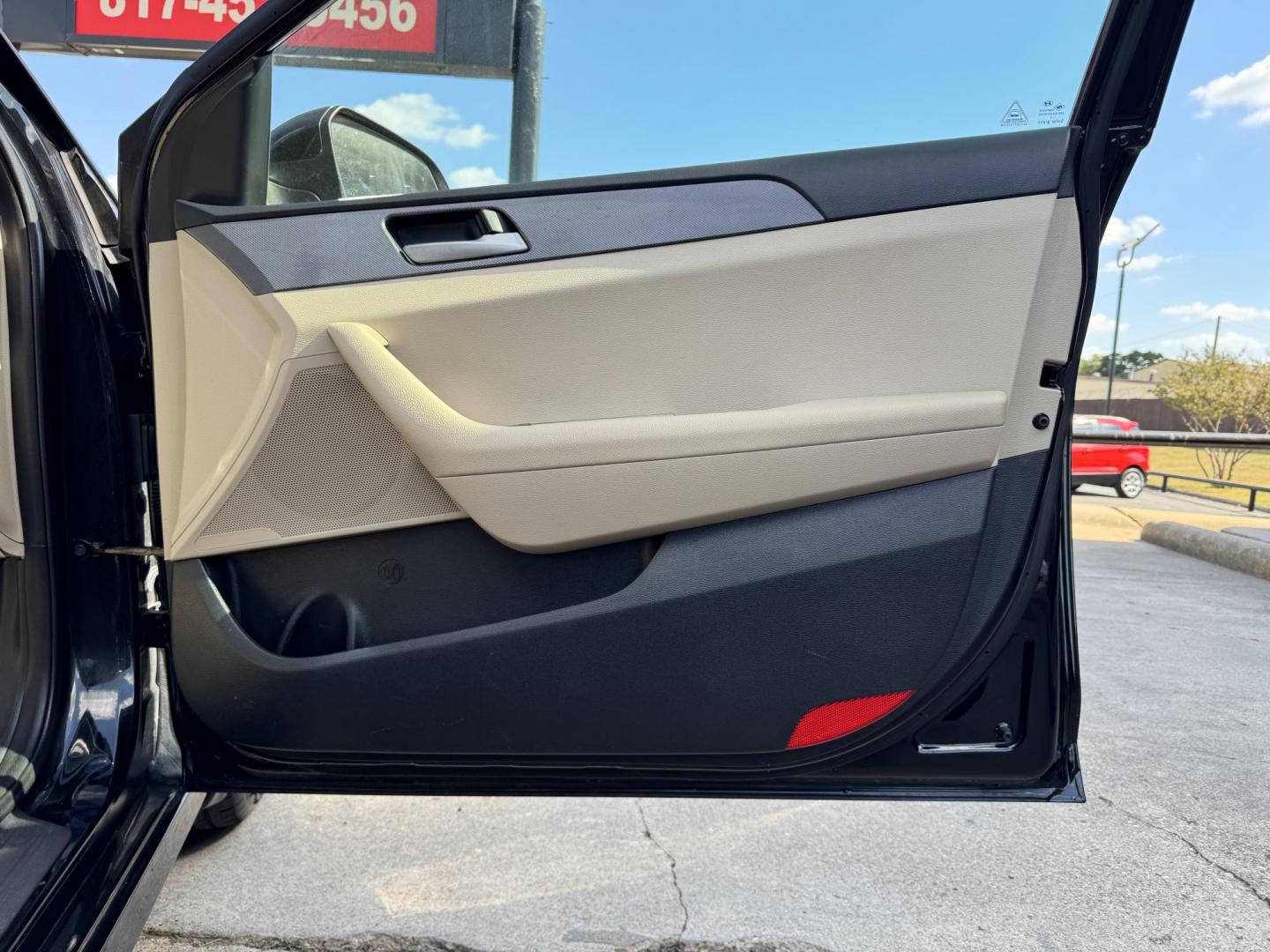 2018 BLACK HYUNDAI SONATA SE (5NPE24AF3JH) , located at 5900 E. Lancaster Ave., Fort Worth, TX, 76112, (817) 457-5456, 0.000000, 0.000000 - Photo#14