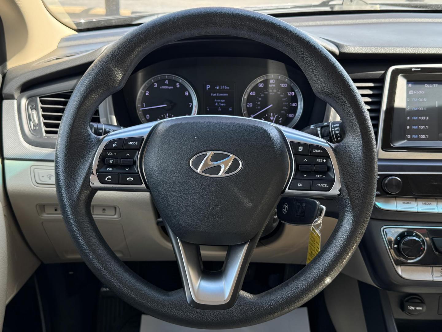2018 BLACK HYUNDAI SONATA SE (5NPE24AF3JH) , located at 5900 E. Lancaster Ave., Fort Worth, TX, 76112, (817) 457-5456, 0.000000, 0.000000 - Photo#18