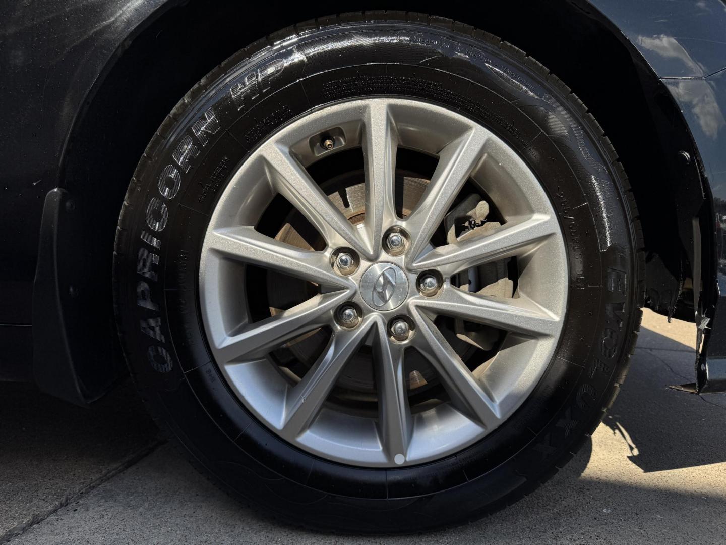 2018 BLACK HYUNDAI SONATA SE (5NPE24AF3JH) , located at 5900 E. Lancaster Ave., Fort Worth, TX, 76112, (817) 457-5456, 0.000000, 0.000000 - Photo#21