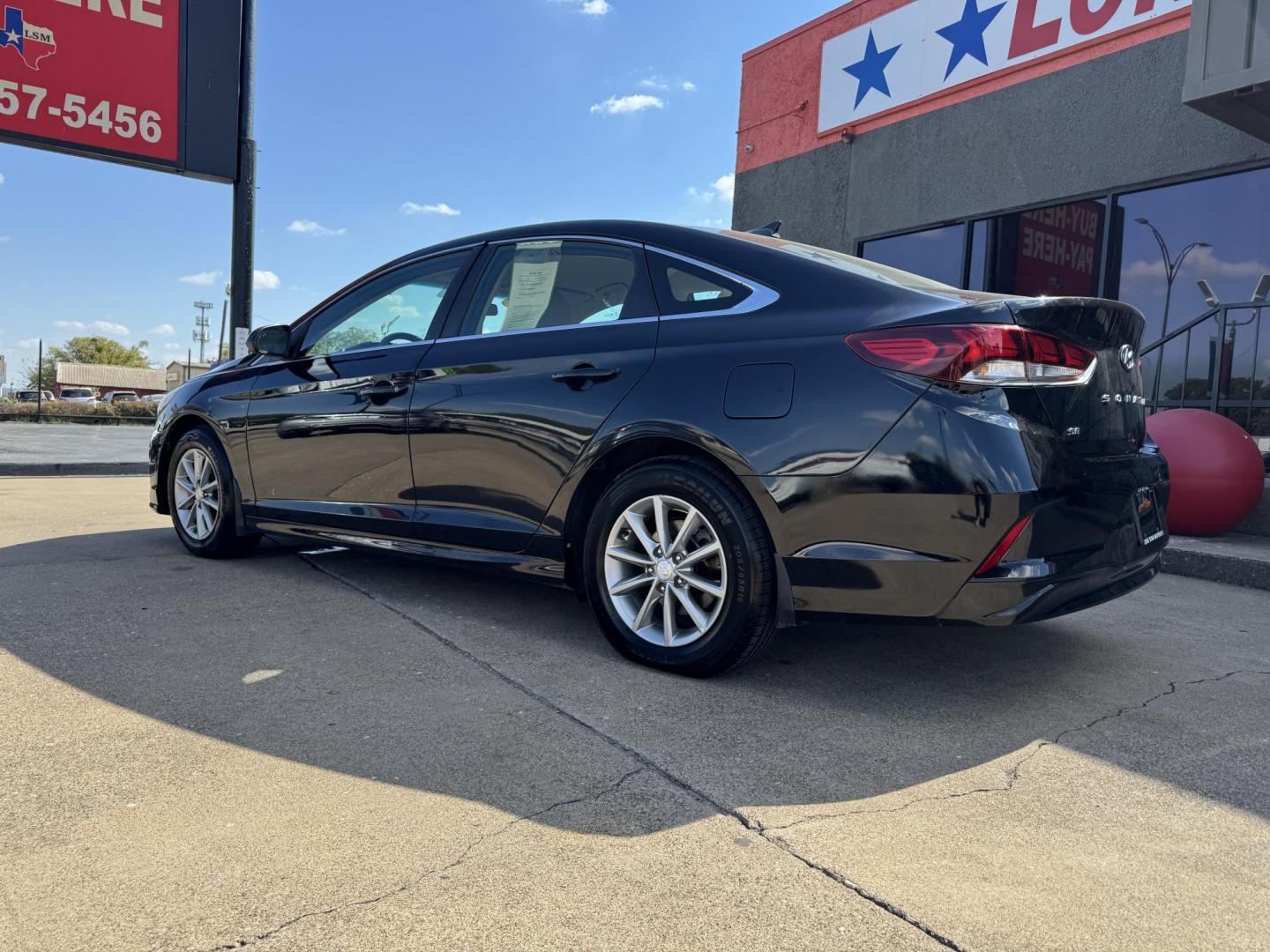 2018 BLACK HYUNDAI SONATA SE (5NPE24AF3JH) , located at 5900 E. Lancaster Ave., Fort Worth, TX, 76112, (817) 457-5456, 0.000000, 0.000000 - Photo#6