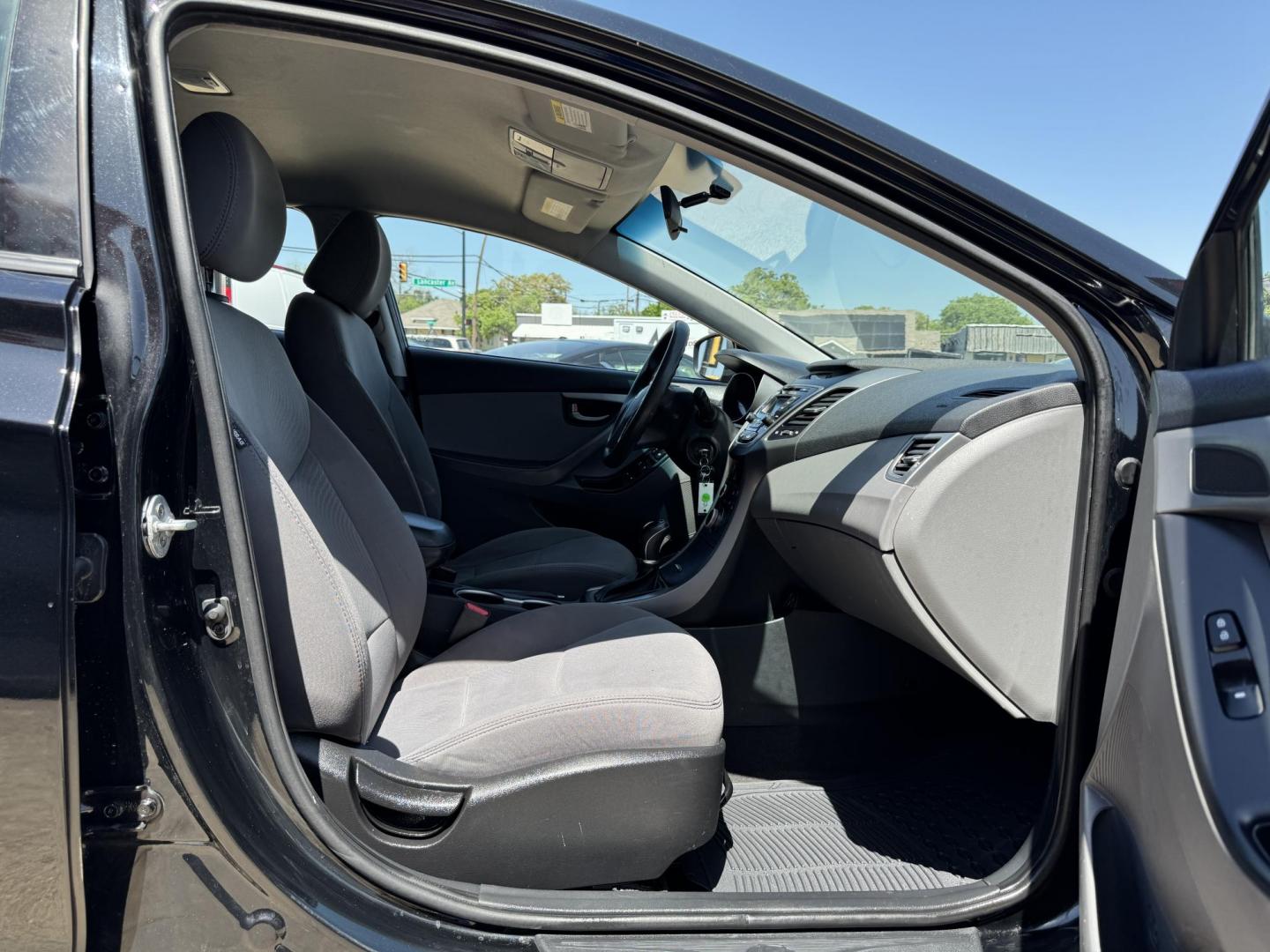 2016 BLACK HYUNDAI ELANTRA LIMITED; SE; (5NPDH4AE6GH) , located at 5900 E. Lancaster Ave., Fort Worth, TX, 76112, (817) 457-5456, 0.000000, 0.000000 - Photo#15