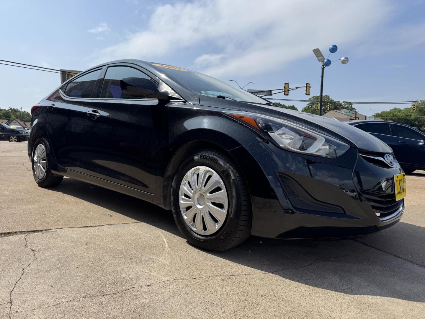 2016 BLACK HYUNDAI ELANTRA LIMITED; SE; (5NPDH4AE6GH) , located at 5900 E. Lancaster Ave., Fort Worth, TX, 76112, (817) 457-5456, 0.000000, 0.000000 - Photo#2