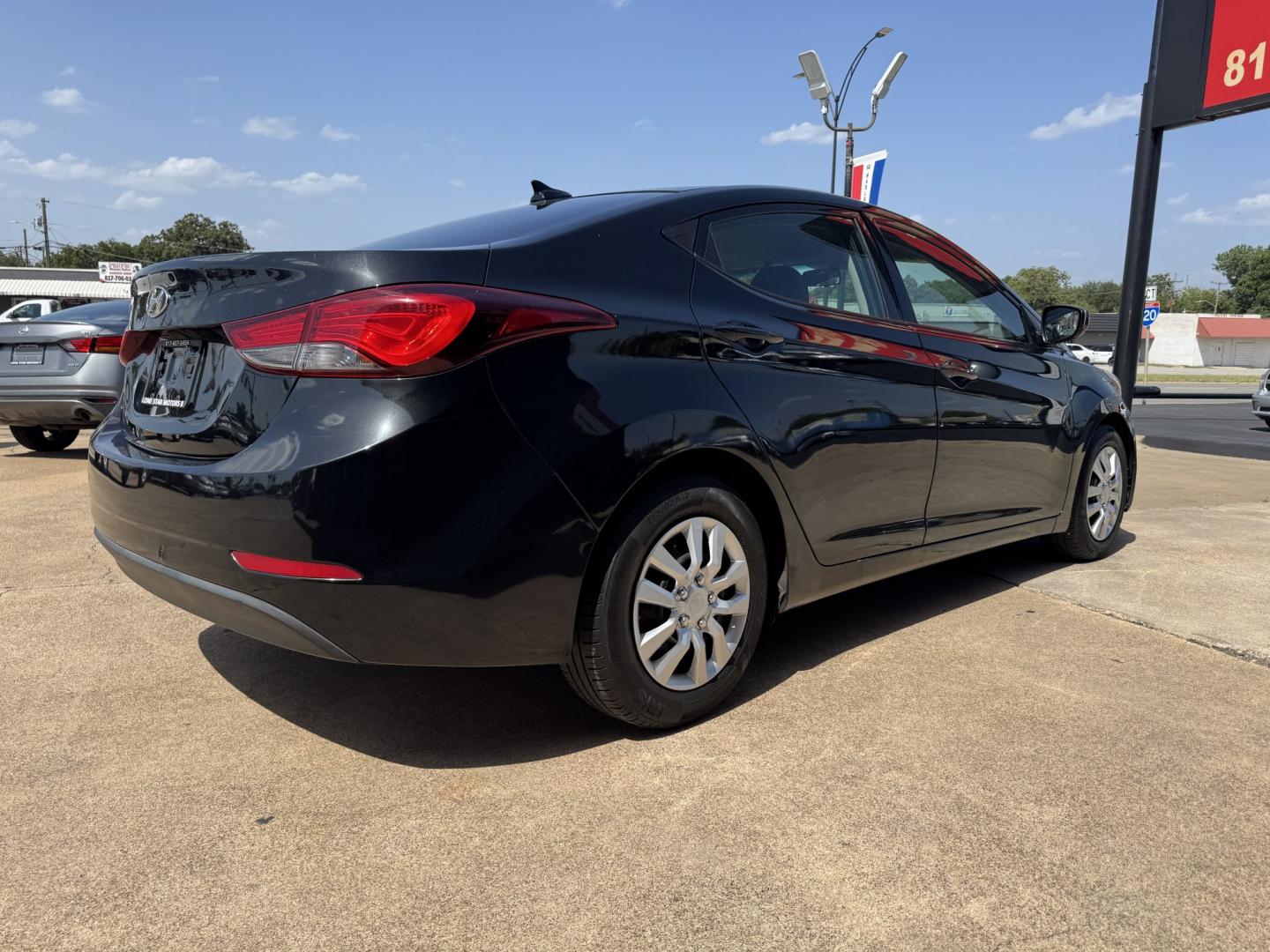 2016 BLACK HYUNDAI ELANTRA LIMITED; SE; (5NPDH4AE6GH) , located at 5900 E. Lancaster Ave., Fort Worth, TX, 76112, (817) 457-5456, 0.000000, 0.000000- Photo#3