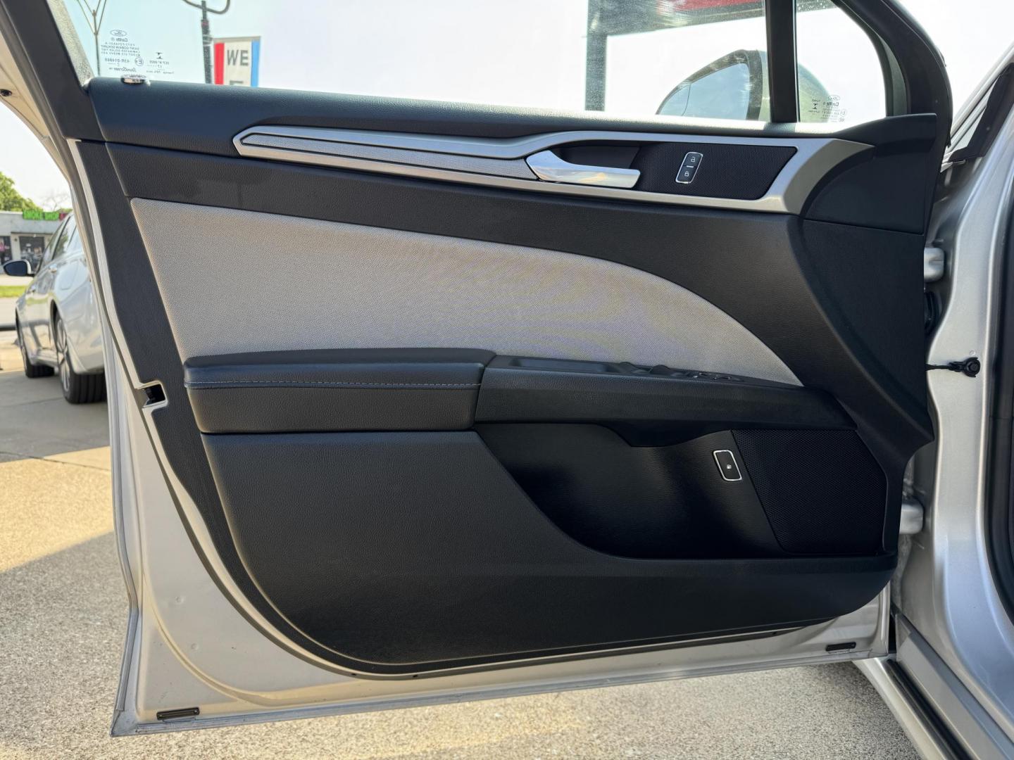 2018 SILVER FORD FUSION HYBRID S HYBR (3FA6P0UU6JR) , located at 5900 E. Lancaster Ave., Fort Worth, TX, 76112, (817) 457-5456, 0.000000, 0.000000 - Photo#7