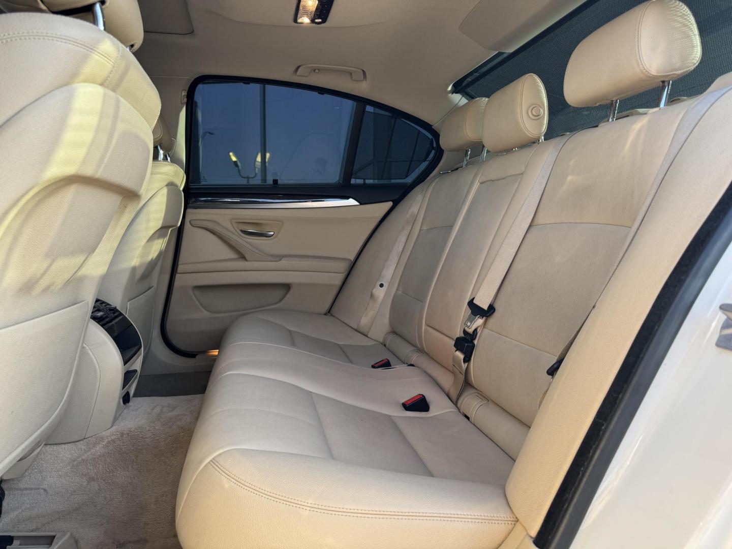 2015 WHITE BMW 5 SERIES 535I (WBA5B1C50FG) , located at 5900 E. Lancaster Ave., Fort Worth, TX, 76112, (817) 457-5456, 0.000000, 0.000000 - Photo#12