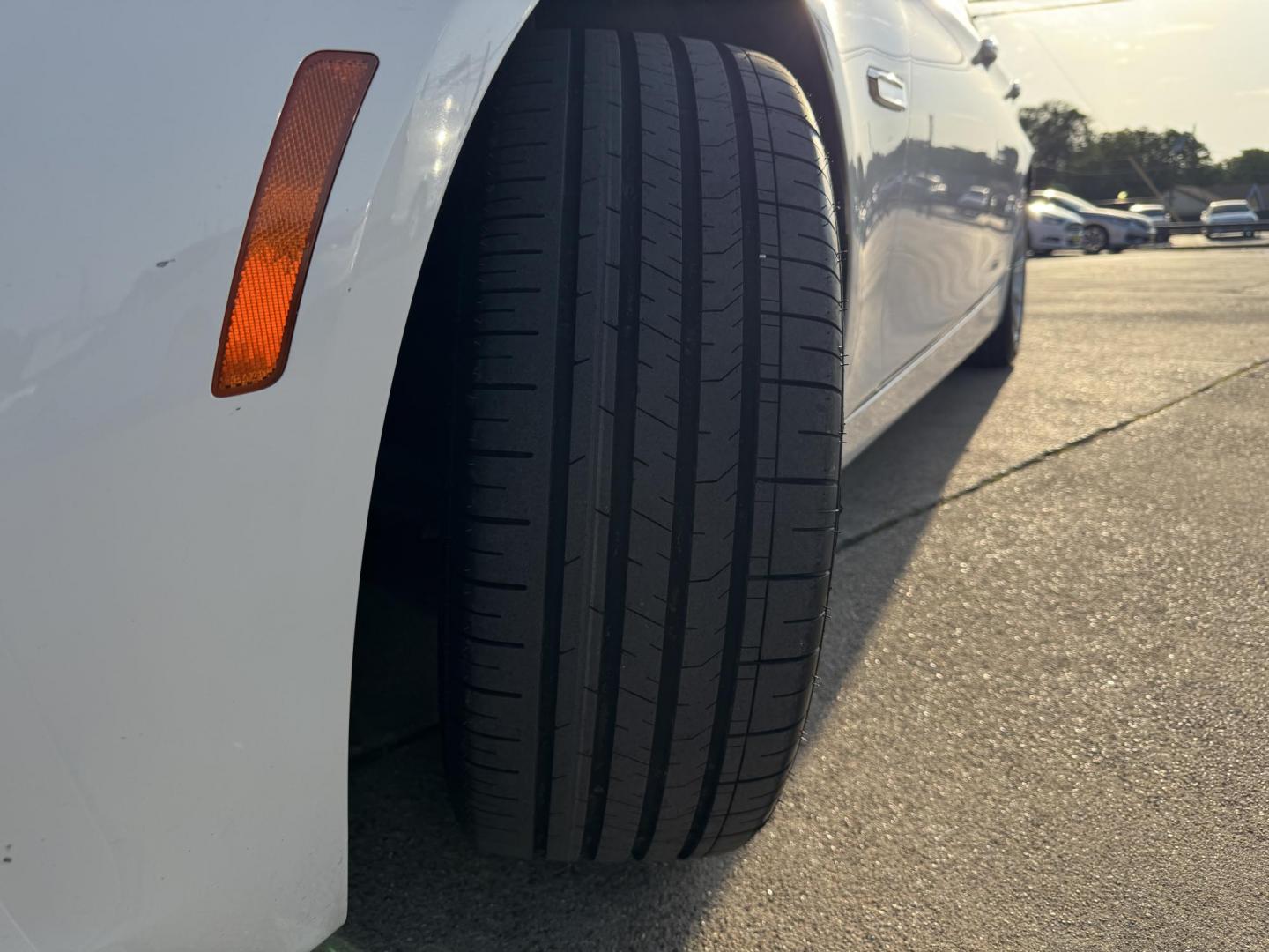 2015 WHITE BMW 5 SERIES 535I (WBA5B1C50FG) , located at 5900 E. Lancaster Ave., Fort Worth, TX, 76112, (817) 457-5456, 0.000000, 0.000000 - Photo#21
