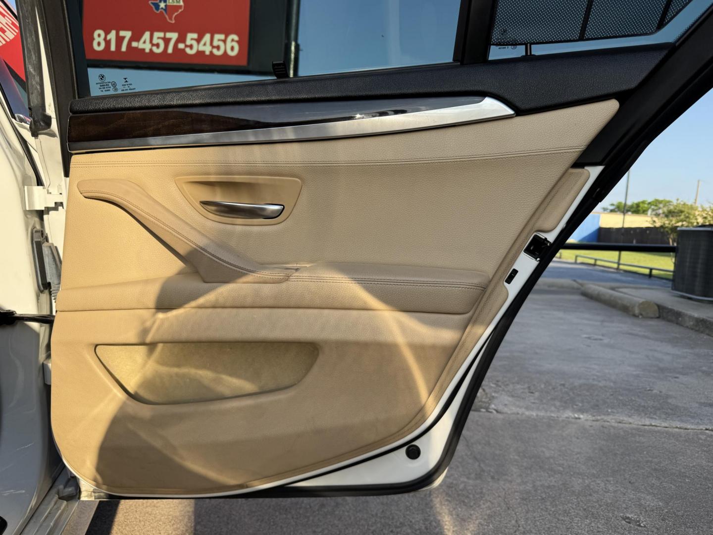 2015 WHITE BMW 5 SERIES 535I (WBA5B1C50FG) , located at 5900 E. Lancaster Ave., Fort Worth, TX, 76112, (817) 457-5456, 0.000000, 0.000000 - Photo#13