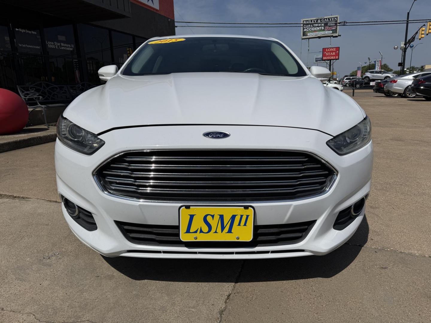 2015 WHITE FORD FUSION SE (1FA6P0H79F5) , located at 5900 E. Lancaster Ave., Fort Worth, TX, 76112, (817) 457-5456, 0.000000, 0.000000 - Photo#1