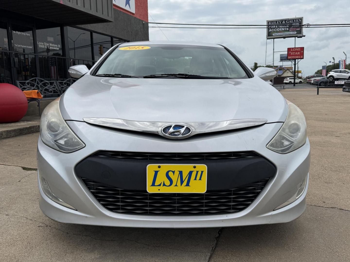 2015 SILVER HYUNDAI SONATA HYBRID BASE; (KMHEC4A47FA) , located at 5900 E. Lancaster Ave., Fort Worth, TX, 76112, (817) 457-5456, 0.000000, 0.000000 - Photo#1
