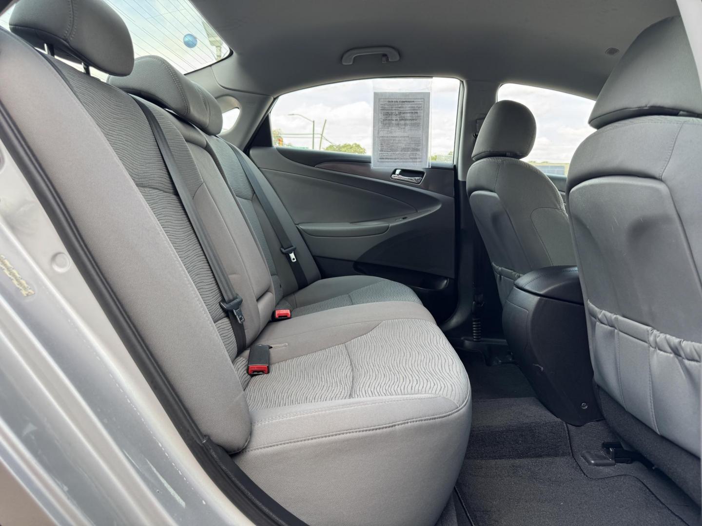 2015 SILVER HYUNDAI SONATA HYBRID BASE; (KMHEC4A47FA) , located at 5900 E. Lancaster Ave., Fort Worth, TX, 76112, (817) 457-5456, 0.000000, 0.000000 - Photo#13