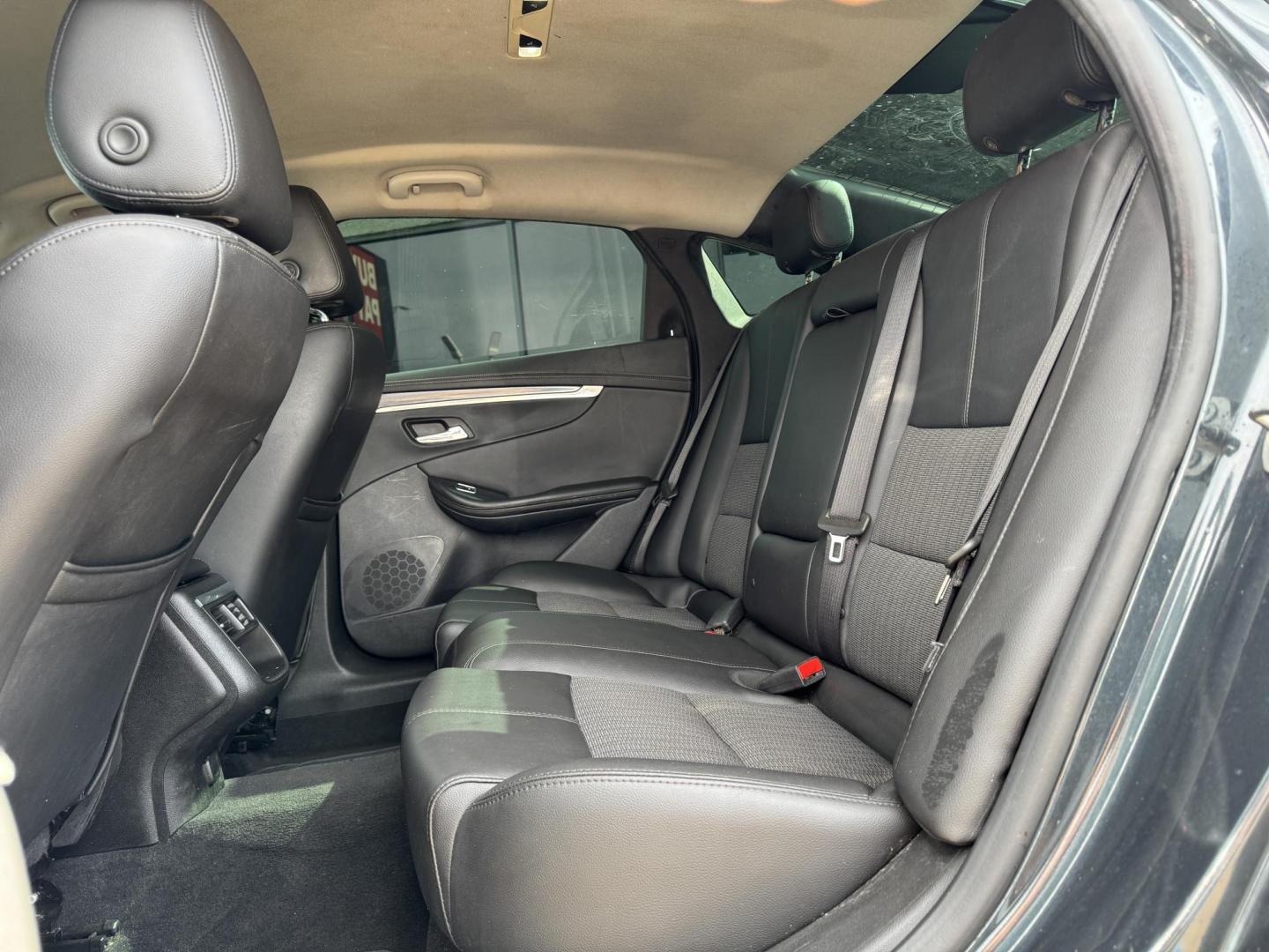 2018 BLUE CHEVROLET IMPALA LT (1LT) (1G1105S36JU) , located at 5900 E. Lancaster Ave., Fort Worth, TX, 76112, (817) 457-5456, 0.000000, 0.000000 - Photo#11