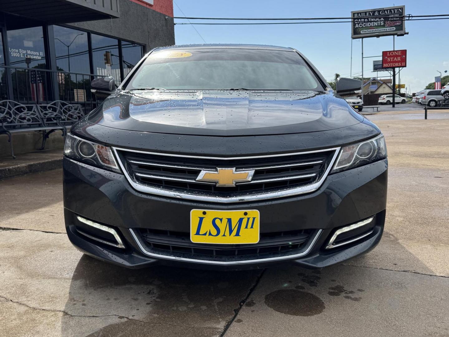 2018 BLUE CHEVROLET IMPALA LT (1LT) (1G1105S36JU) , located at 5900 E. Lancaster Ave., Fort Worth, TX, 76112, (817) 457-5456, 0.000000, 0.000000 - Photo#1